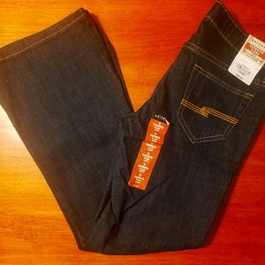Arizona favorite flare jeans. Size 5 short, NWT.
